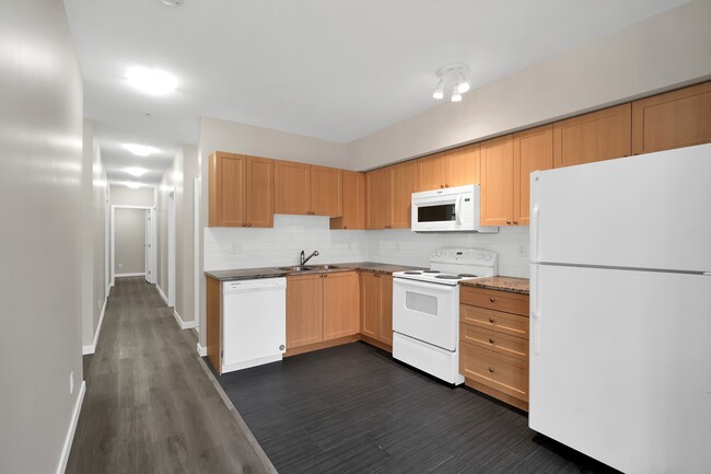 Building Photo - 4br/2ba in UBC | $5,900