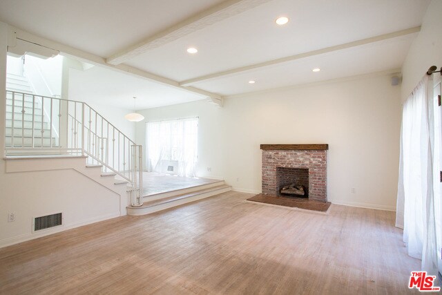 Foto del edificio - 260 S El Camino Dr