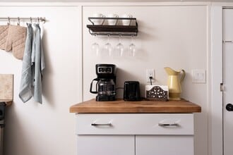 Building Photo - 273 W Carmel Valley Rd