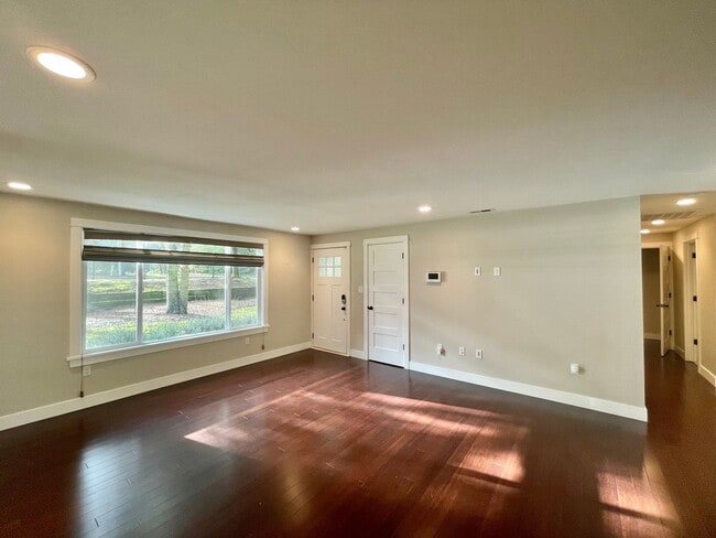 Building Photo - Great Home for rent