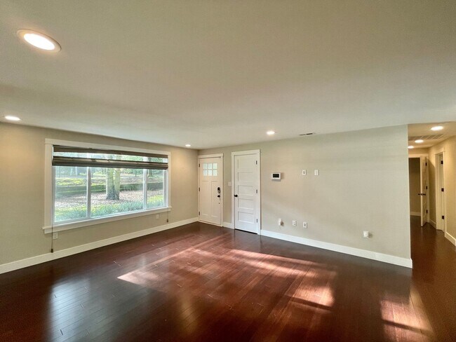 Foto del edificio - Great Home for rent