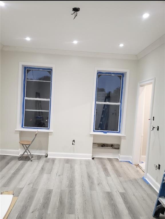 Foto principal - 545 Rogers Ave