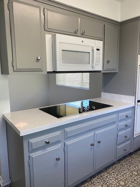 Kitchen - 3663 San Remo Dr