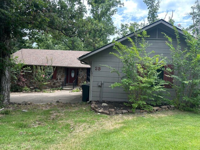 Building Photo - Spacious 4-Bedroom Home in Rogers, AR!