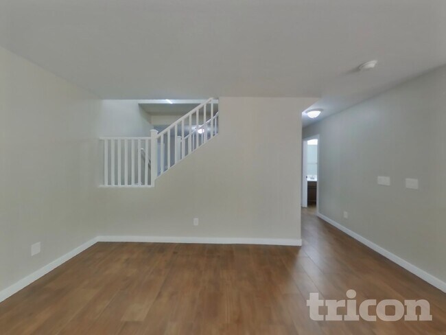 Foto del edificio - 5213 S 23rd Pl