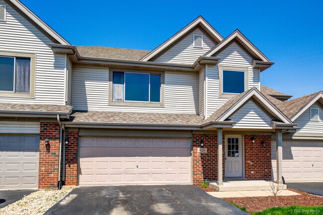 Building Photo - 8324 Chestnut Ct