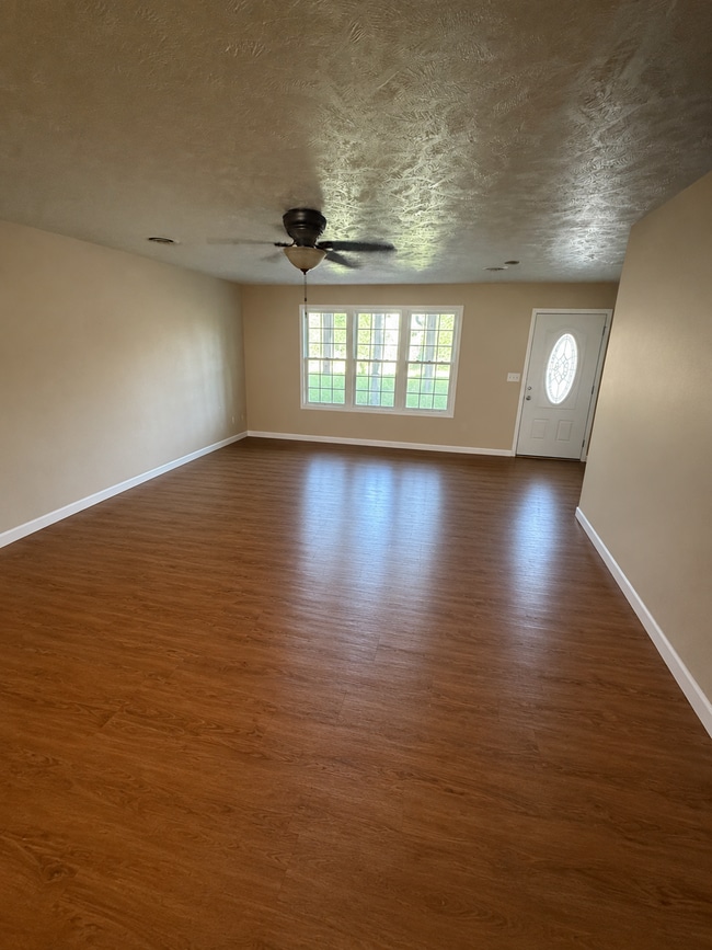 Building Photo - 1210 Stonington Dr