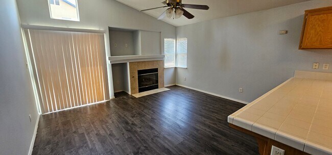 Building Photo - South West Home for Lease 3 BD 2 BA