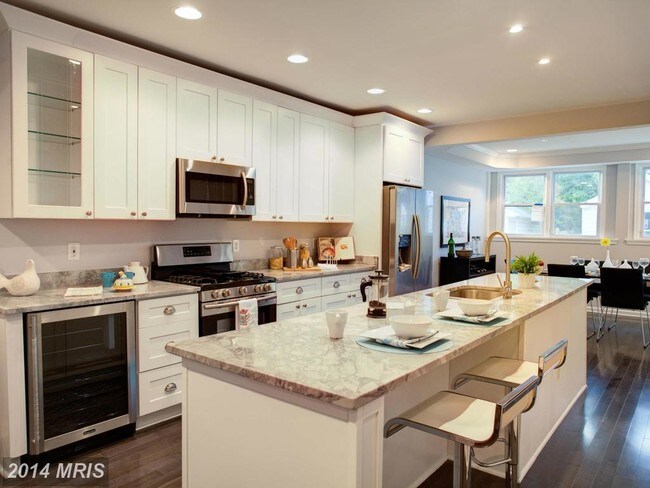 Foto del edificio - 524 Edgewood St NE