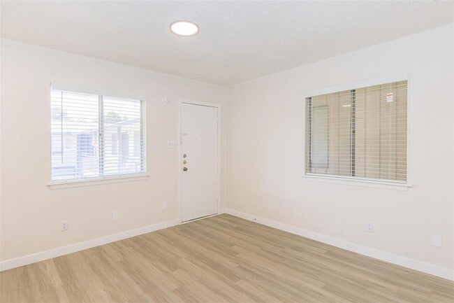 Building Photo - 4206 Avenue A