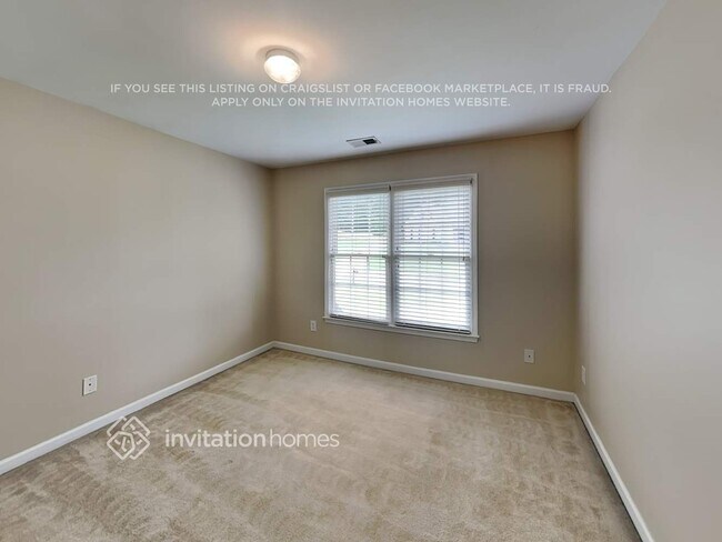Foto del edificio - 1328 Maple Creek Ave