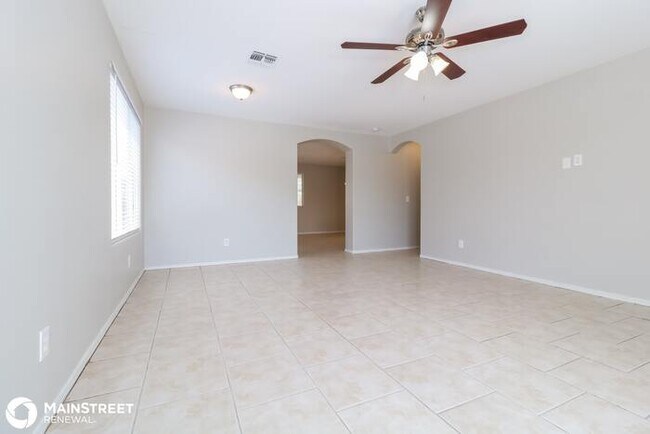 Foto del edificio - 8214 W PAPAGO ST, PHOENIX, AZ 85043