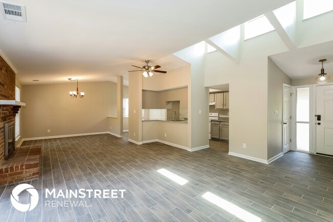 Foto del edificio - 8116 Ivy Falls Ct