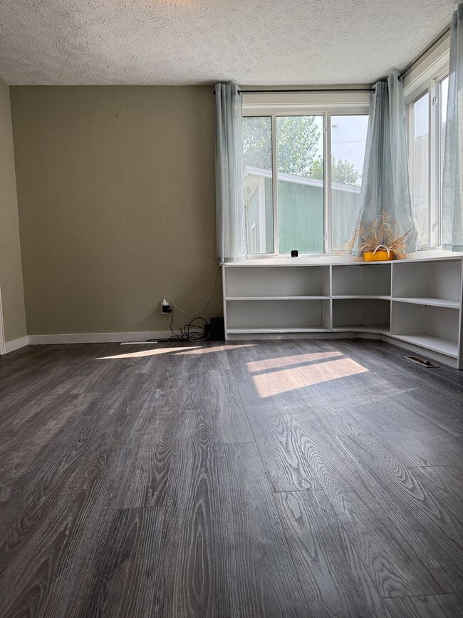 Building Photo - Centrally located, Nestled in the heart of...