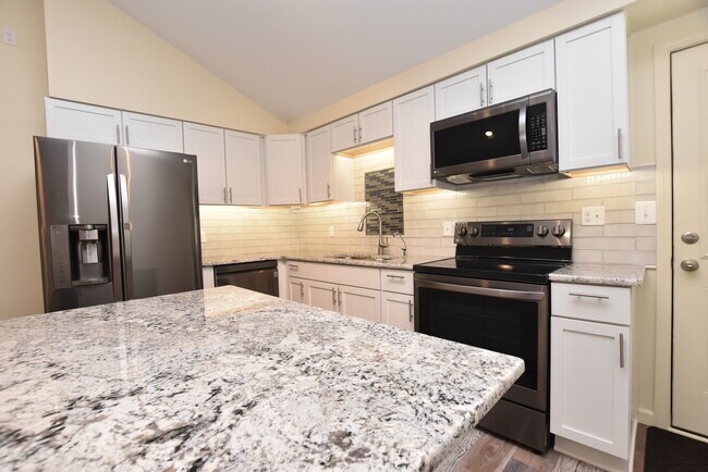 Building Photo - 3891 Lawley Ave