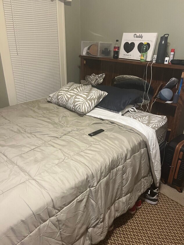 Foto principal - 2118 Elm St