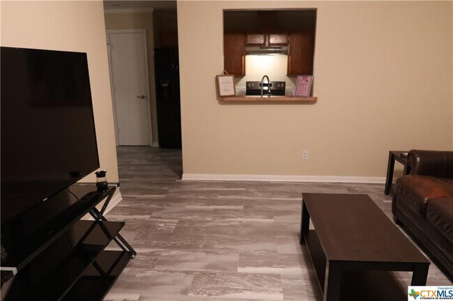 Foto del edificio - 3607 Woodrow Dr