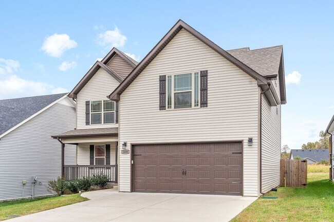 Foto del edificio - Pet Friendly Three Bedroom with Bonus!