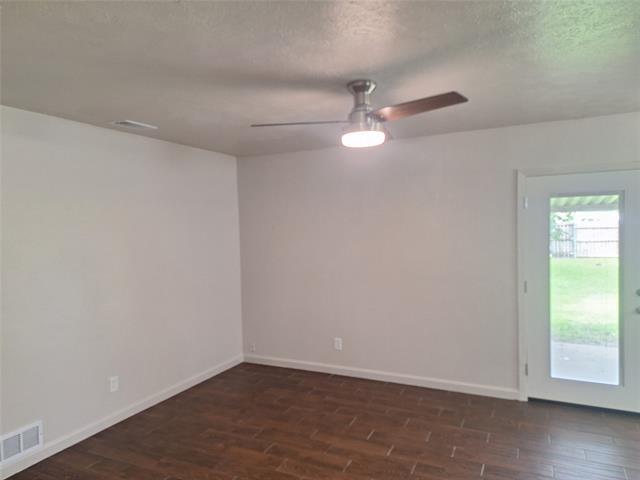 Foto del edificio - 209 Heather Dr