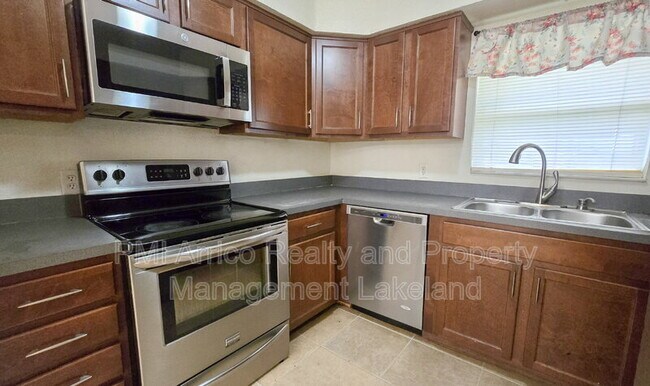 Foto del edificio - 2526 Edmond Cir