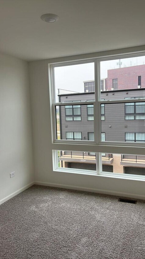 Foto del edificio - 2232 Venture Dr