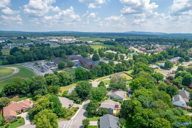 Building Photo - 212 Green Springs Ln