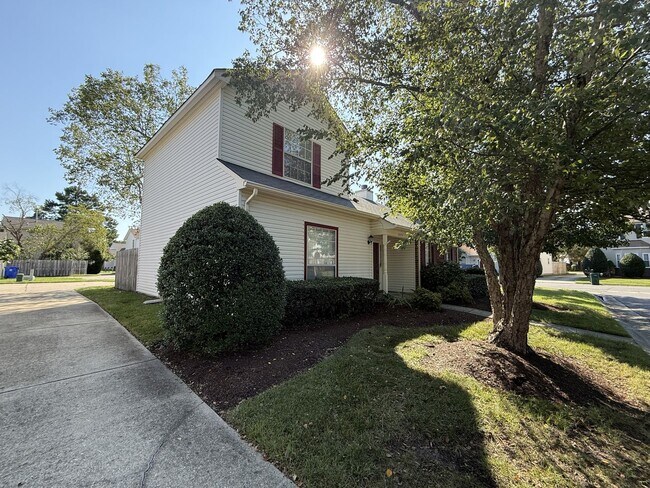 Foto del edificio - 2270 Kings Creek Ln