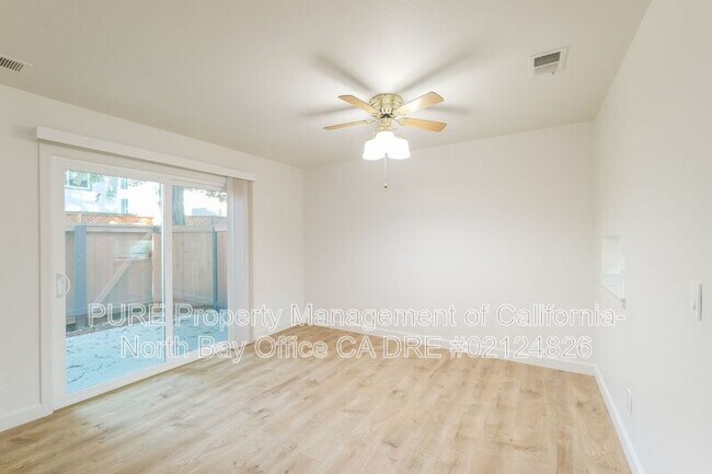 Foto del edificio - 2305 Cross Ave