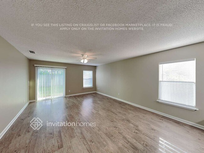 Foto del edificio - 724 Wynfield Cir