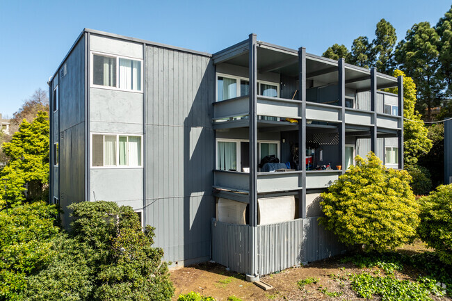 Foto del edificio - Forest Glenn Apartments