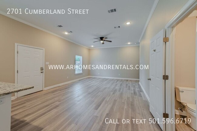 Building Photo - 2701 S Cumberland St