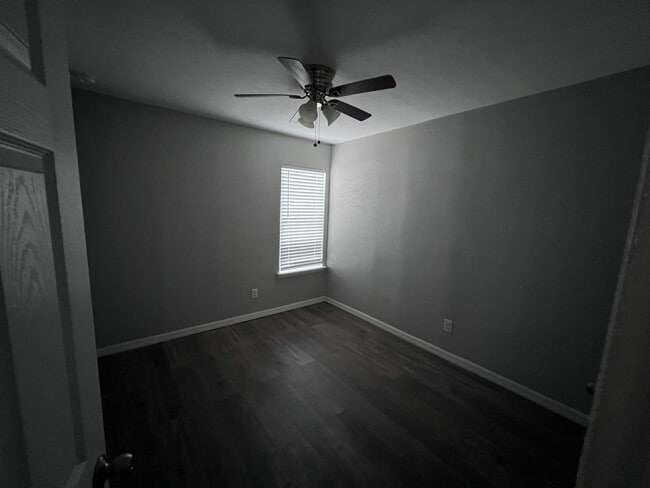 Building Photo - Wheatley Heights