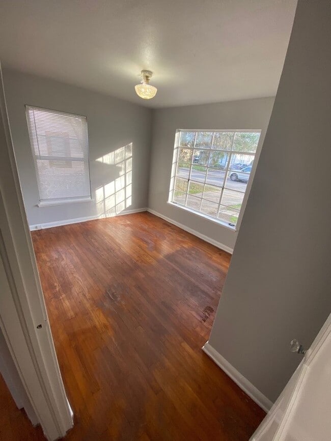 Foto del edificio - Updated Bungalow in the Heart of Harlandale