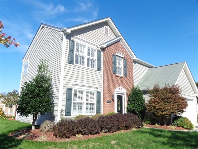 Building Photo - 4015 Shadow Pines Cir