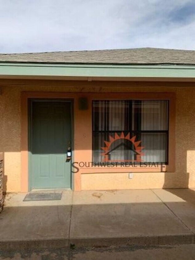 Primary Photo - Great 2 bed 2 bath apartment