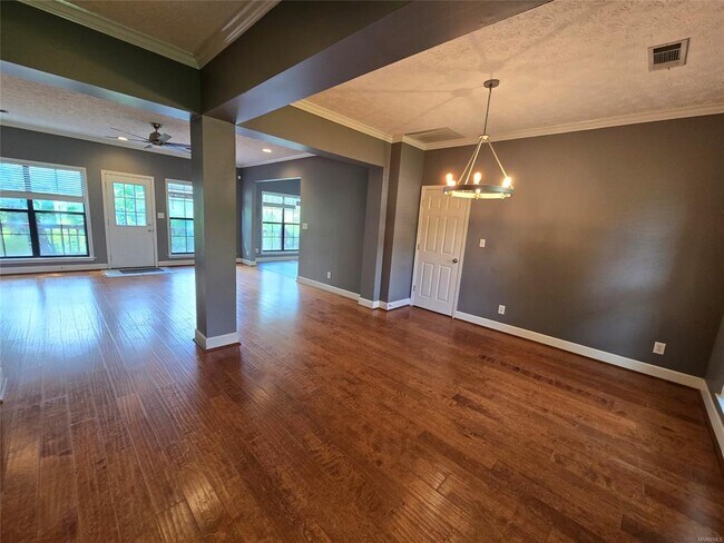 Building Photo - 1682 Rambling Brook Ln