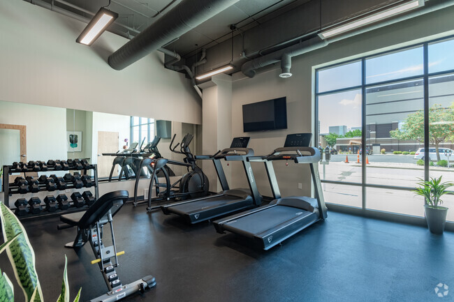 Fitness Room - Avant Apartments