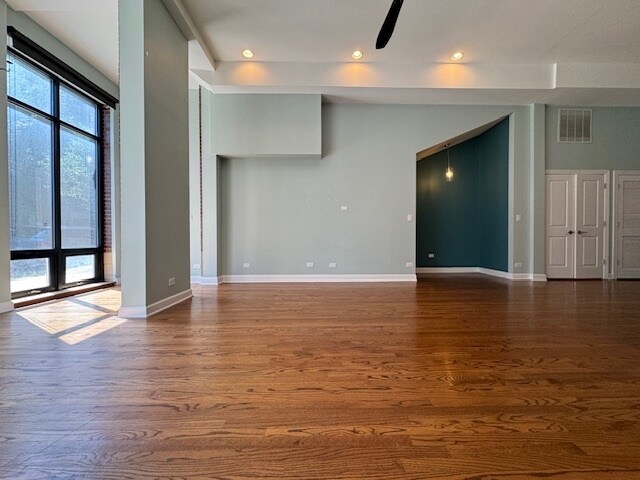 Building Photo - 2114 W Rice St