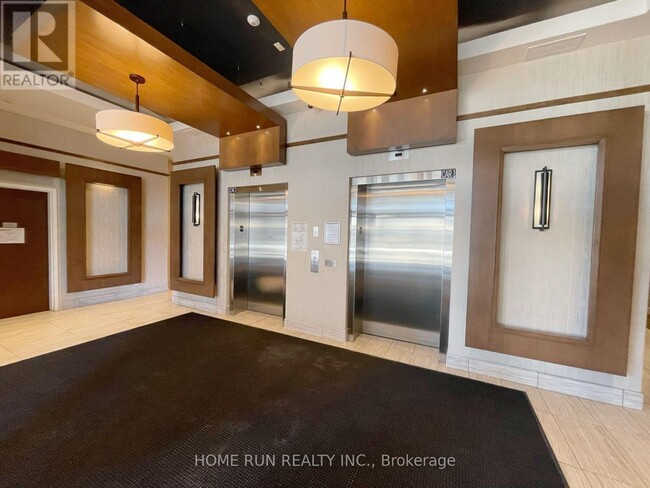 Building Photo - 330 Titan Private