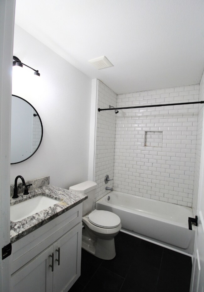 Foto del edificio - 3 Bedroom Home in Wakulla Gardens Availabl...