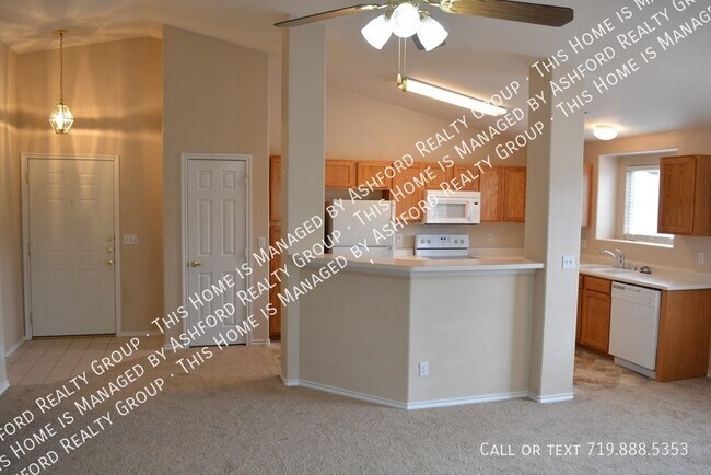 Foto del edificio - 3748 Riviera Grove