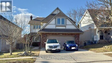 Building Photo - 395 Burnett Ave