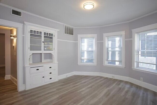 Foto del edificio - 287 Medford St