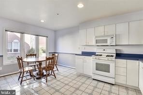 Foto del edificio - 16 Rockcrest Cir