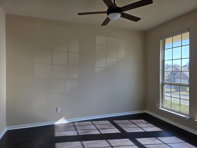 Building Photo - 176 Nantucket Cir