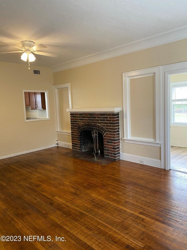 Foto del edificio - 1279 Belmont Terrace