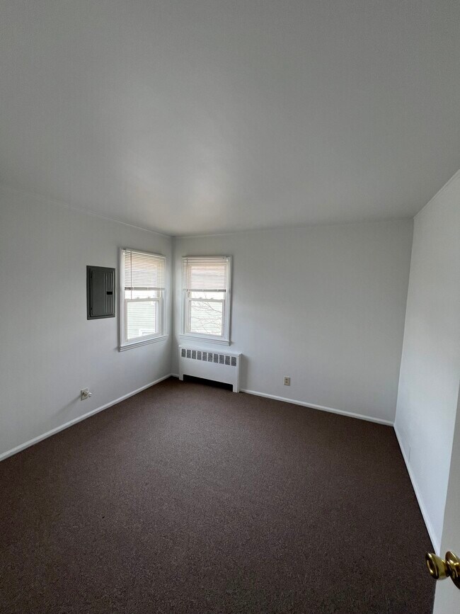 Bedroom - 173 Madison Ave