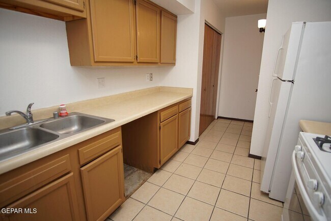 Building Photo - 11604 Gordon Bays Way