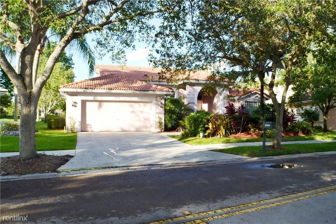 Foto principal - 4 br, 3 bath House - Sunset Springs