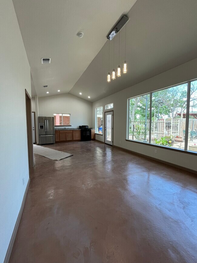Living Room Area - 710 W Baetz Blvd